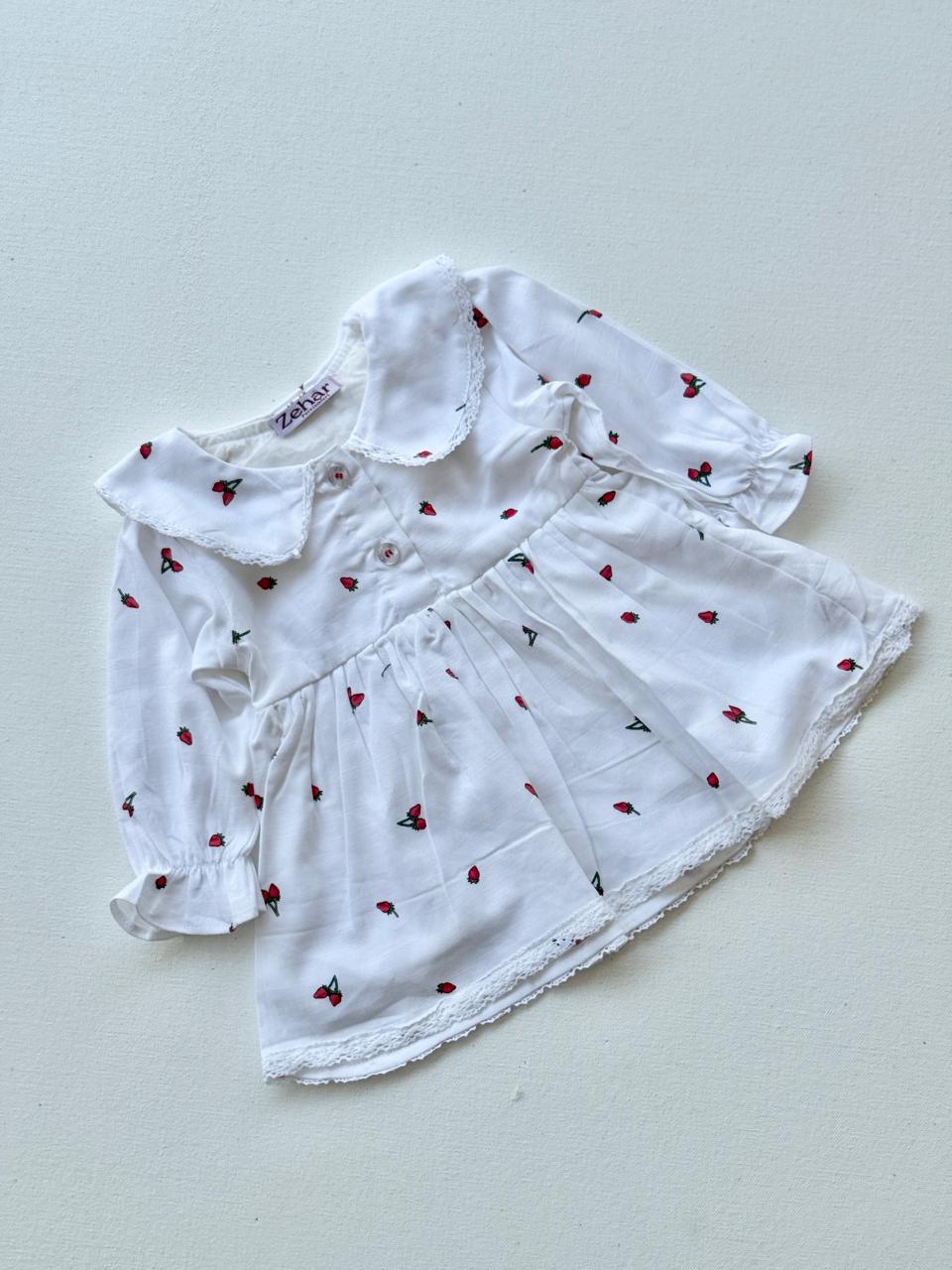 Sweet Berry Collar Dress